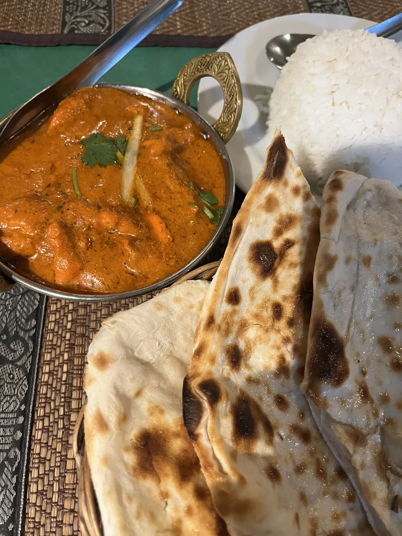 Curry with naan and steamed rice, from above